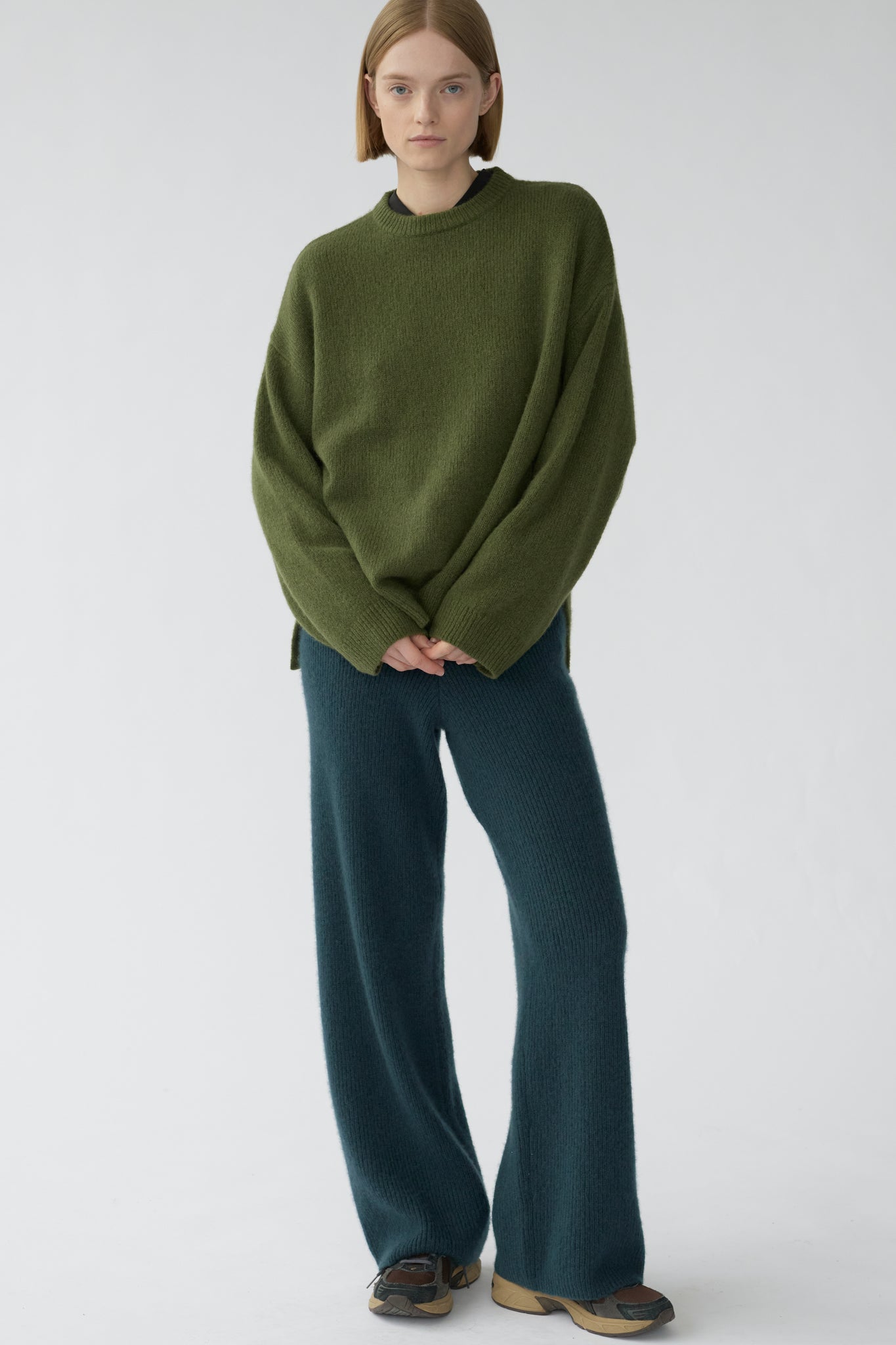 BEZ CREW KNIT - BAY LEAF - SILK/CASHMERE