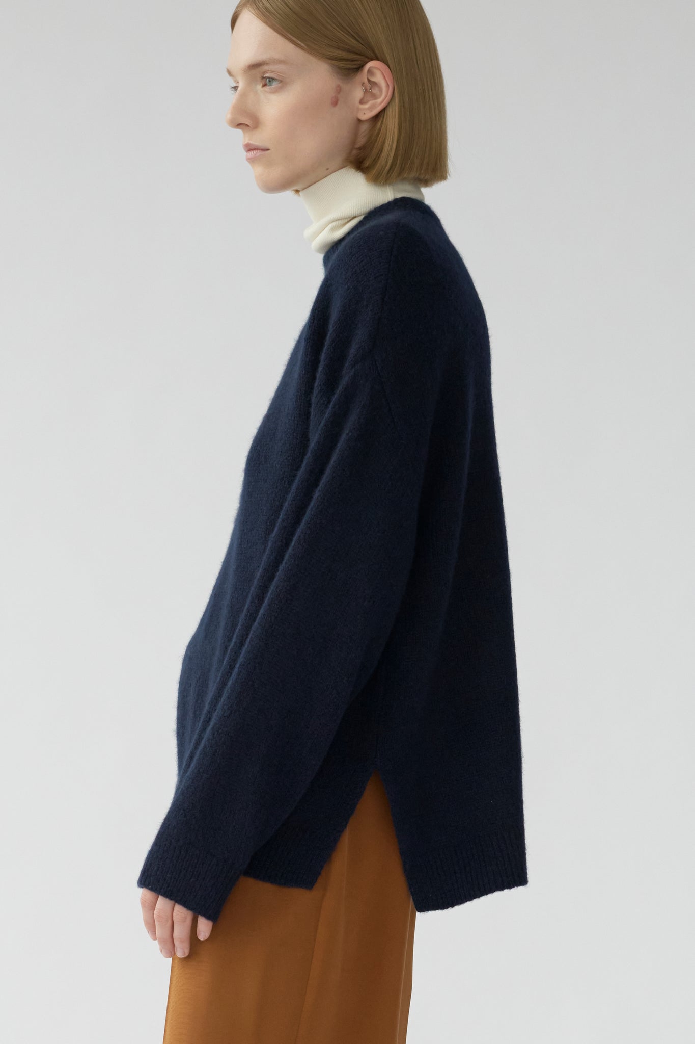 BEZ CREW KNIT - NAVY - SILK/CASHMERE